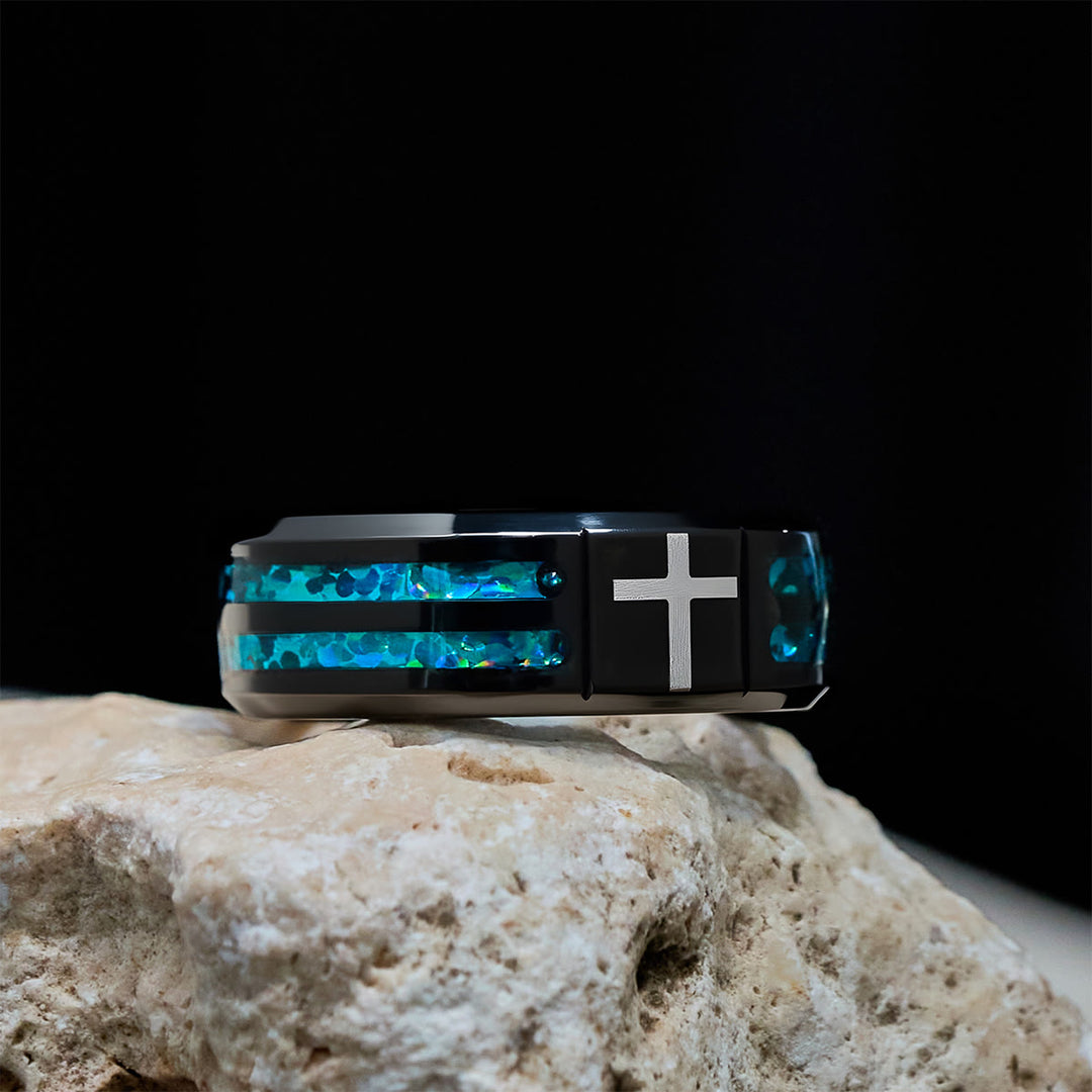Bague croix moderne en acier titane avec incrustation bleue laser (Christianartworkshop) : Sérénité dans la lumière bleue du Christ - image 1