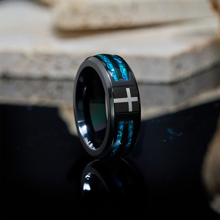 Bague croix moderne en acier titane avec incrustation bleue laser (Christianartworkshop) : Sérénité dans la lumière bleue du Christ - image 2