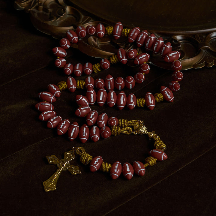 Christianartworkshop Bénédiction du Saint Graal avec un chapelet de football rouge et un cordon doré : Prière pour la force - image 4