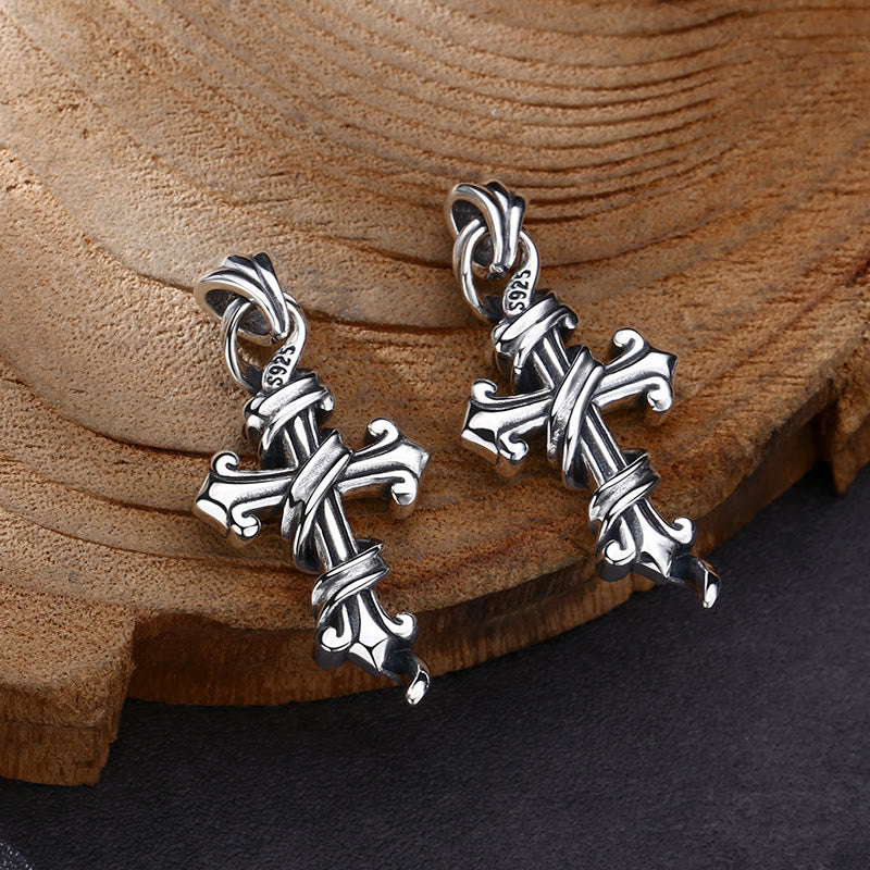 Boucles d'oreilles croix en argent sterling d'inspiration rétro, au design torsadé : un symbole de foi empreint de nostalgie - image 1