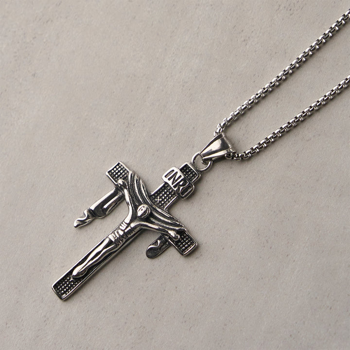 Christianartworkshop Collier croix INRI en argent sterling artistique : un mélange unique d’art et de croyance - image 3