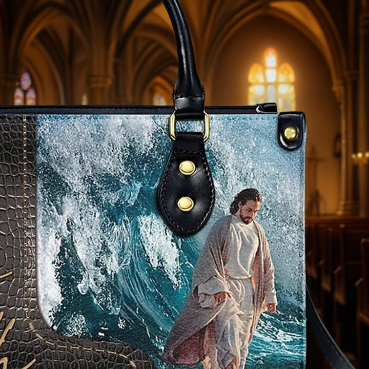 Christianartworkshop Sac à main en cuir personnalisé, orné d'une illustration de Jésus, pour une inspiration spirituelle : Emportez l'inspiration divine avec vous. - image 5