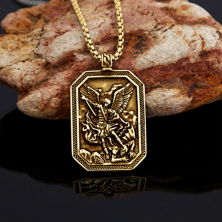 Christianartworkshop Collier pendentif classique en acier inoxydable avec Saint Michel Archange, symbole de protection. - image 7