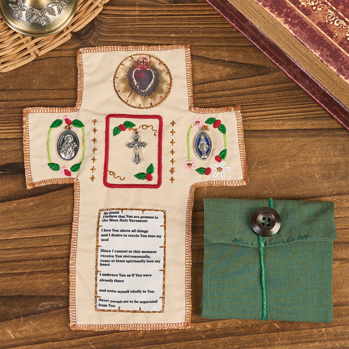 Christianartworkshop Pochette en tissu brodé de style classique avec croix en argent incluse - image 1