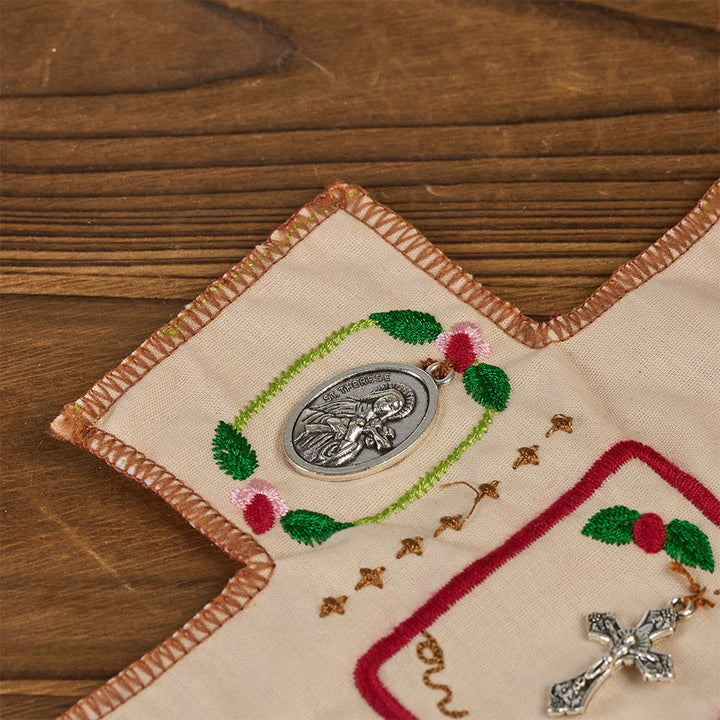 Christianartworkshop Pochette en tissu brodé de style classique avec croix en argent incluse - image 5