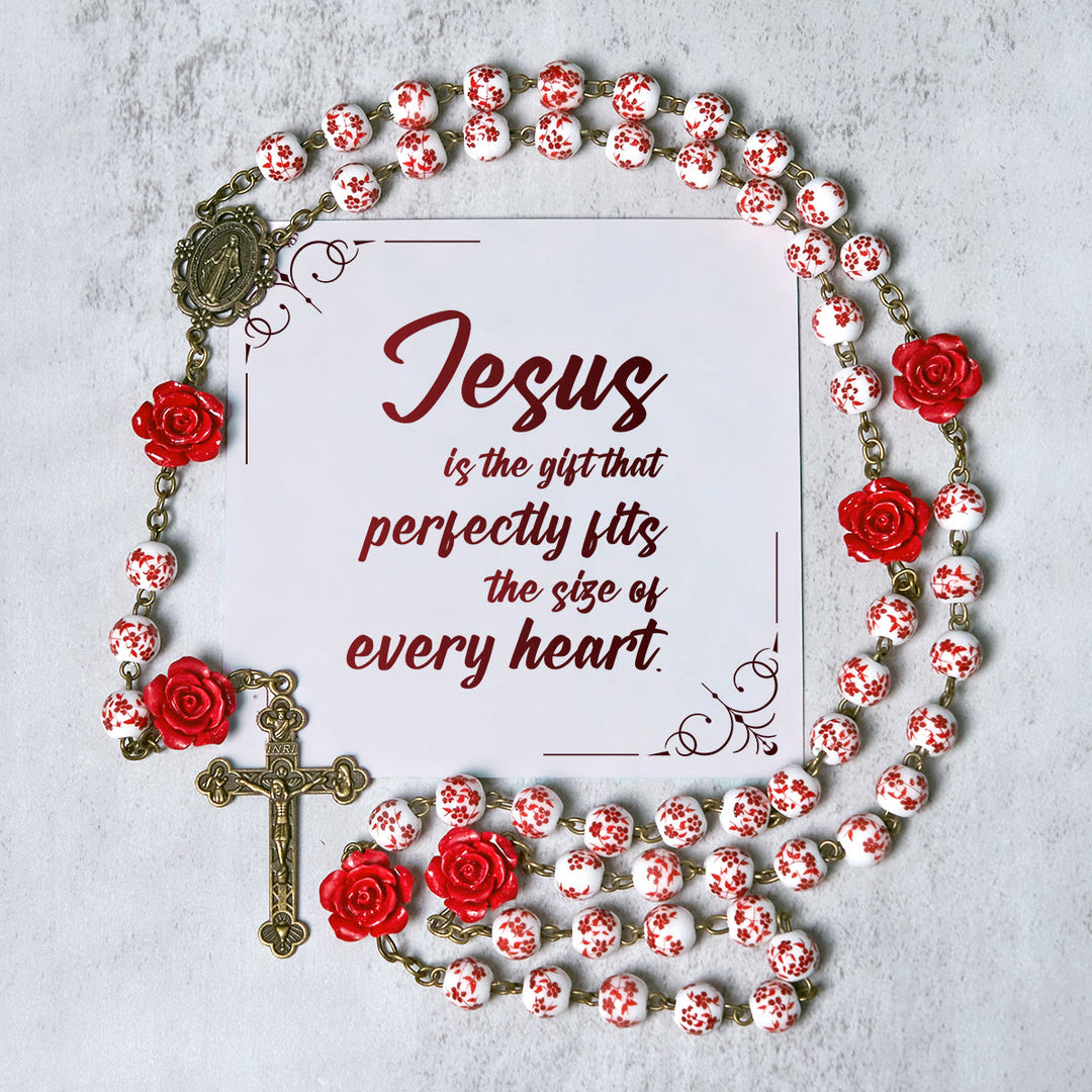 Christianartworkshop FOI PRIÉE : Chapelet fait main en perles de rose et de cinabre avec carte cadeau - Jésus est le don - image 0