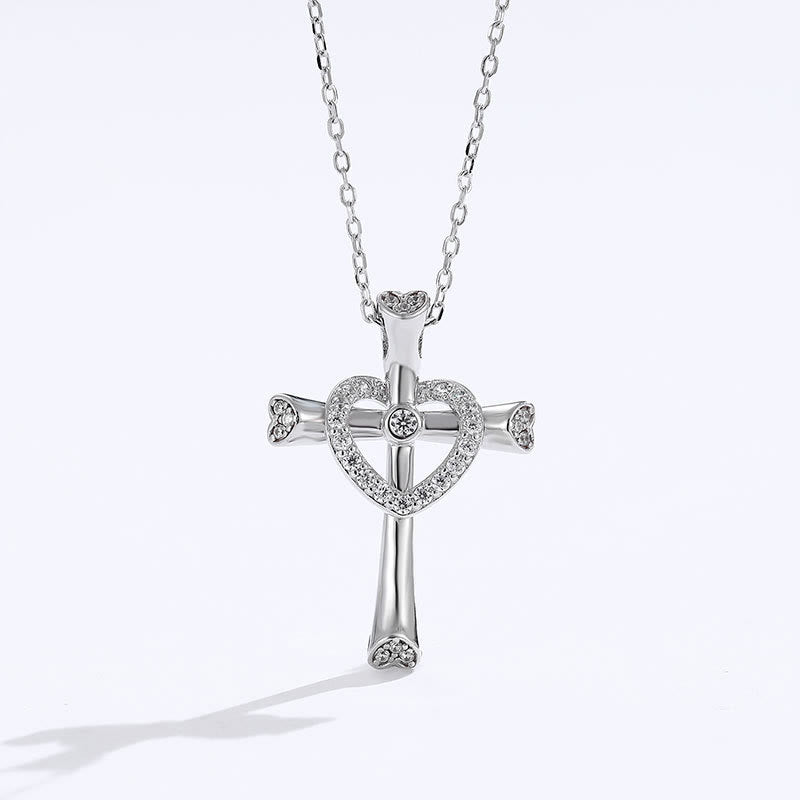 Collier croix et cœur en argent 925 et zircon de Christianartworkshop : La foi rencontre l'amour en étincelant - Argent sterling 925 - image 0