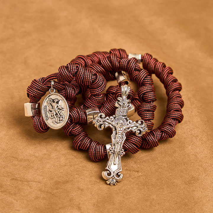 Christianartworkshop Chapelet en paracorde rouge foncé Warrior's Devotion avec saint Michel Archange - image 10