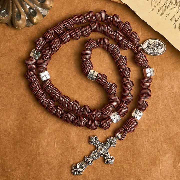 Christianartworkshop Chapelet en paracorde rouge foncé Warrior's Devotion avec saint Michel Archange - image 3