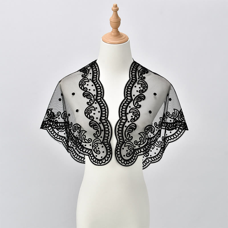 Christianartworkshop Voile de chapelle en dentelle noire et blanche orné de broderies de la Vierge Marie et de Jérusalem - image 2