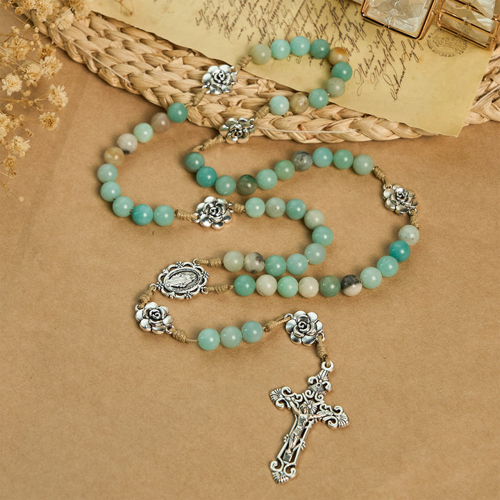Christianartworkshop Chapelet en perles vertes paisibles orné de breloques florales : symbole de sérénité et de bénédiction - image 4