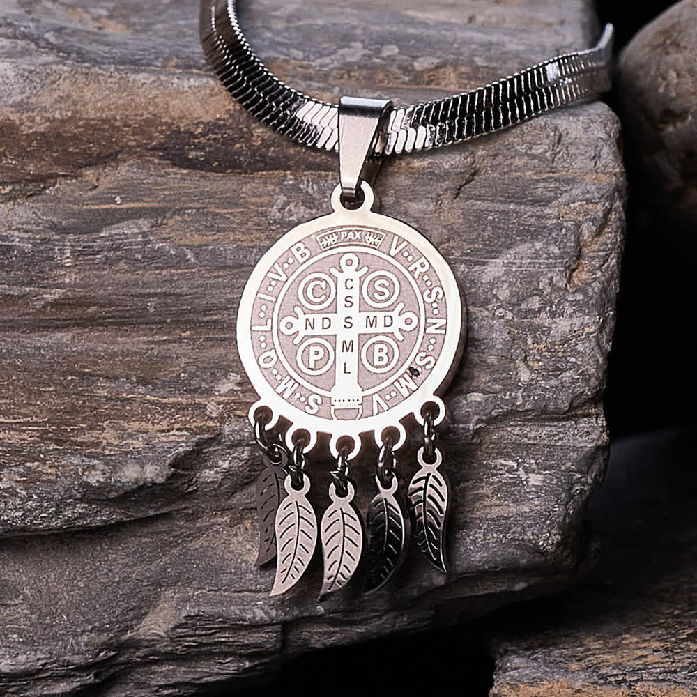 Christianartworkshop Collier pendentif icône de sainte : Bijou artistique orné de zircons - image 1