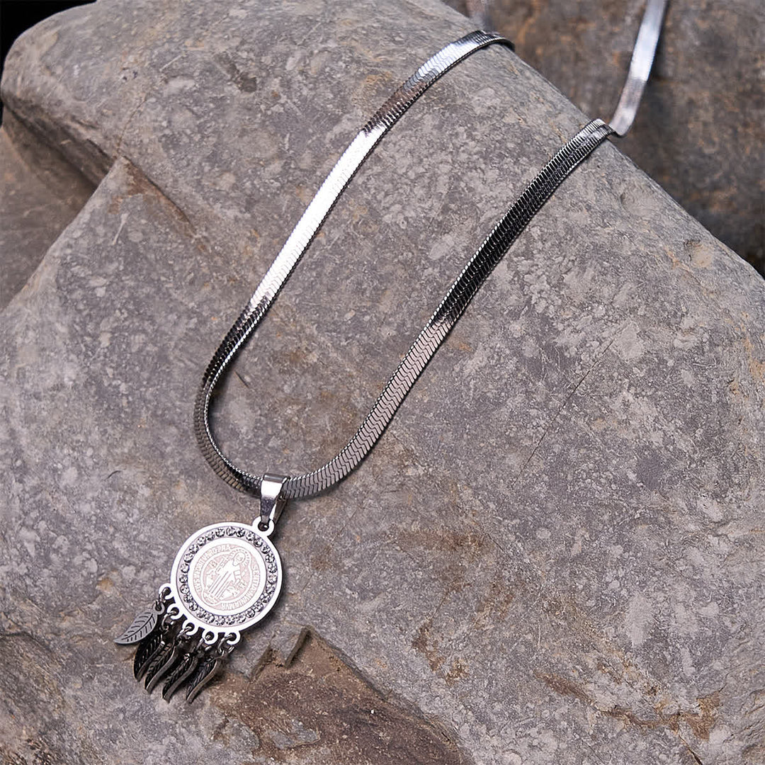 Christianartworkshop Collier pendentif icône de sainte : Bijou artistique orné de zircons - image 3