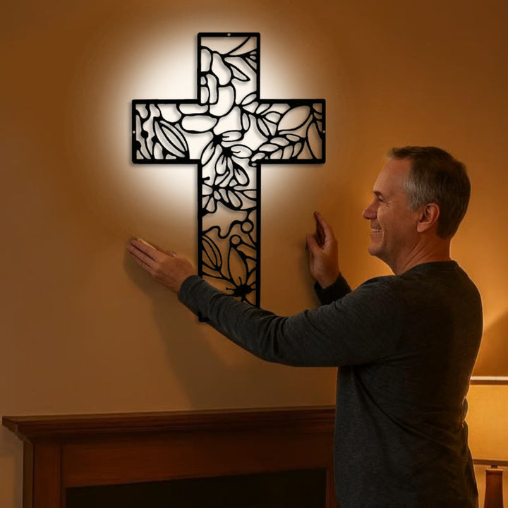 Christianartworkshop Décoration murale contemporaine en métal noir avec croix florale - image 1