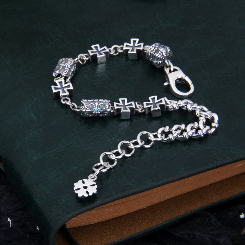 Bracelet croix classique en argent sterling 925 avec perles florales gothiques de Christianartworkshop - image 2
