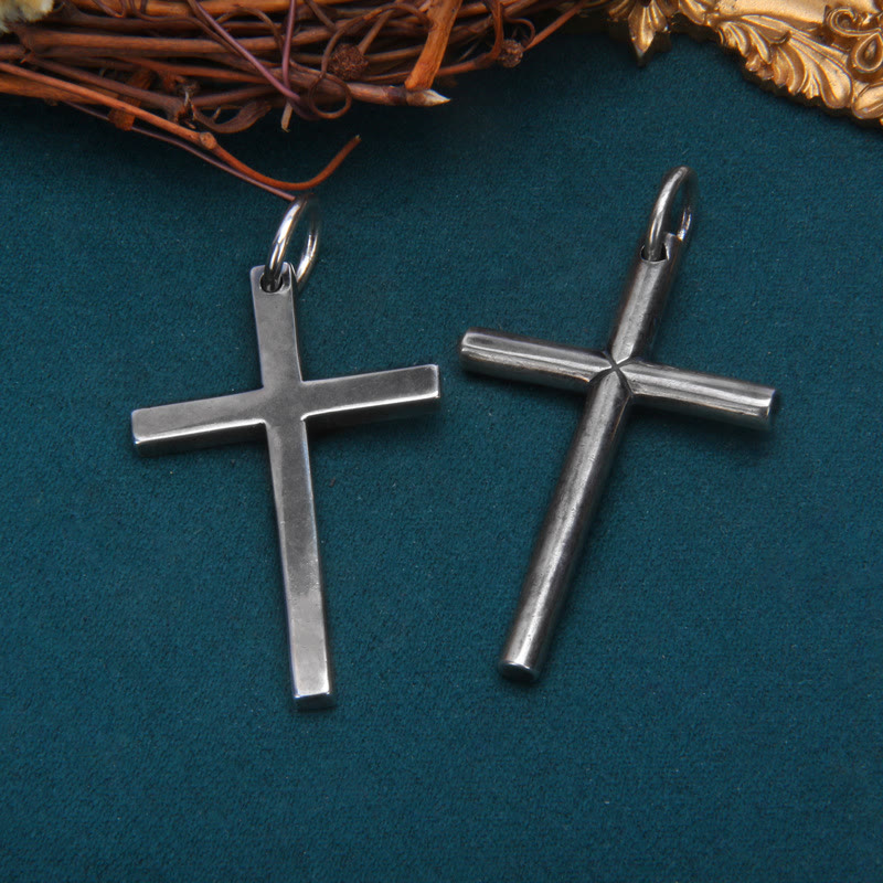 Christianartworkshop Collier croix minimaliste et audacieux en argent sterling, composé de barres carrées et rondes. - Croix carrée - image 0