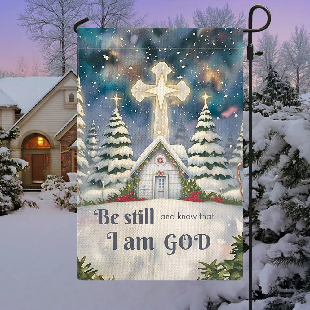 Christianartworkshop Drapeau de jardin d'église avec scène d'hiver enneigée - Soyez tranquilles et sachez que je suis Dieu - 90×150cm (3×5 pi) - image 0