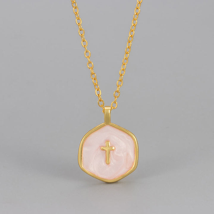 Christianartworkshop Collier pendentif croix géométrique aux teintes pastel - image 9