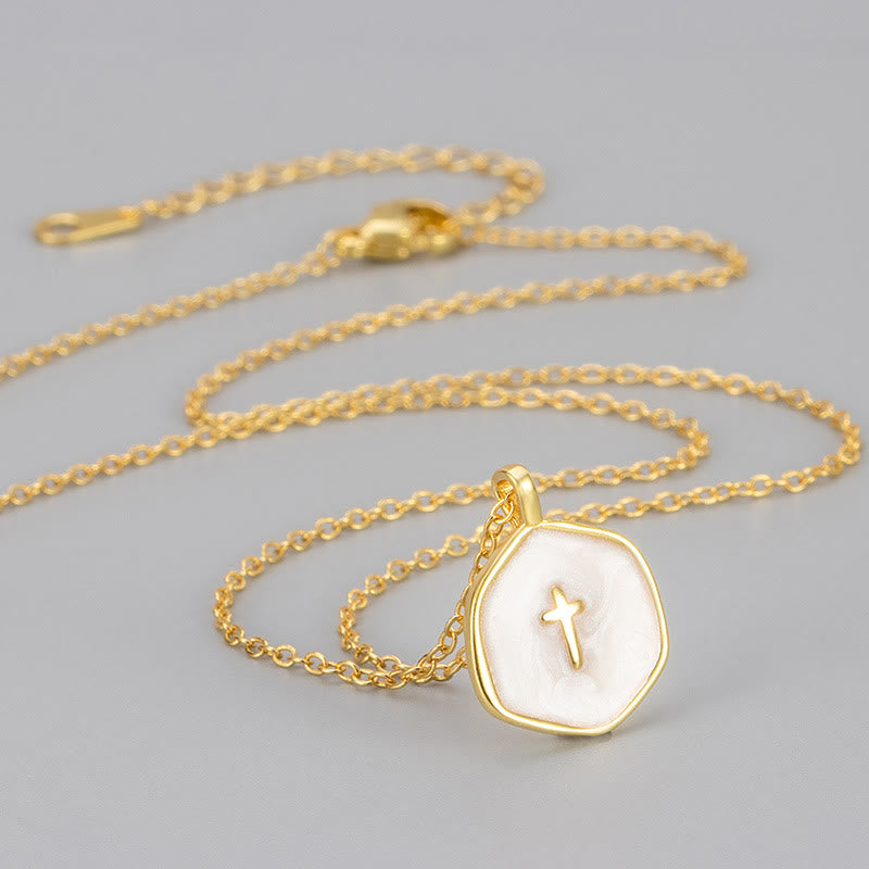 Christianartworkshop Collier pendentif croix géométrique aux teintes pastel - image 3