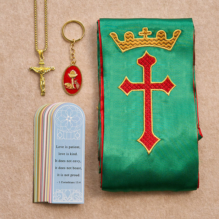 Christianartworkshop Ensemble de bénédiction Croix-Couronne Verte avec Crucifix Doré et Verset : Vivez dans l'Espoir - Collier en or - image 1