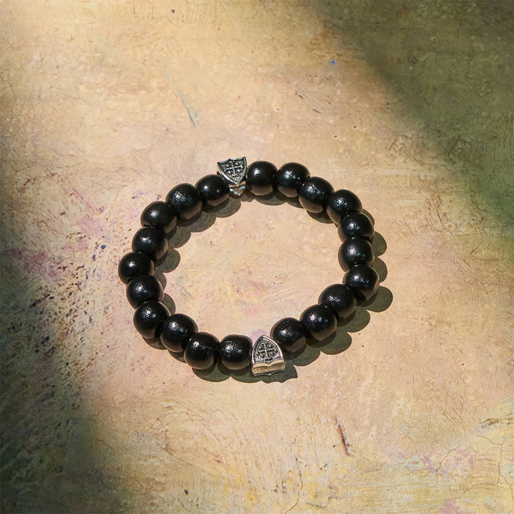 Christianartworkshop Bracelet de prière en bois noir fait main avec double croix de Jérusalem - Tour de poignet : 15-18 cm - image 0