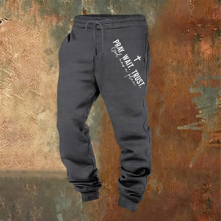 Pantalon de survêtement Christianartworkshop « Prier, Attendre, Faire confiance » : Mantra de foi sur la hanche - Gris chaud - 2XL - image 12