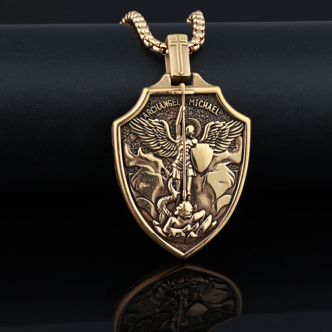 Christianartworkshop Collier pendentif bouclier de l'archange Michel : Foi et protection au quotidien - Doré - image 0