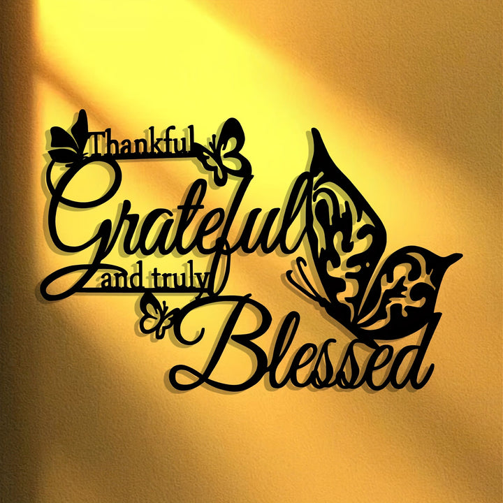 Christianartworkshop Décoration murale papillon en métal « Grateful Blessed » : un accent de foi et de gratitude pour la maison - image 3