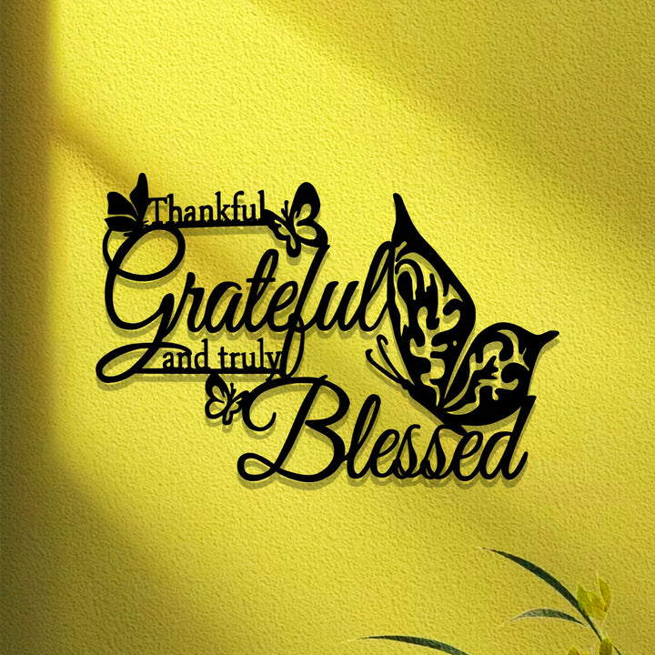 Christianartworkshop Décoration murale papillon en métal « Grateful Blessed » : un accent de foi et de gratitude pour la maison - image 4