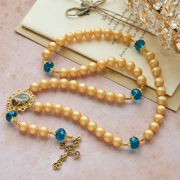 Christianartworkshop Chapelet élégant en perles dorées mates avec Sainte Thérèse et crucifix - image 1