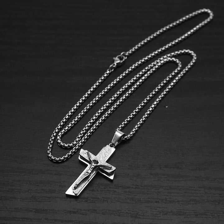 Christianartworkshop Collier ornemental crucifix : symbole spirituel et élégance artisanale - image 2