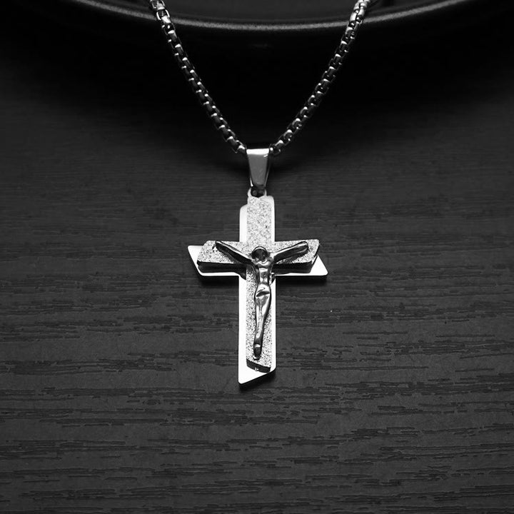Christianartworkshop Collier ornemental crucifix : symbole spirituel et élégance artisanale - image 3