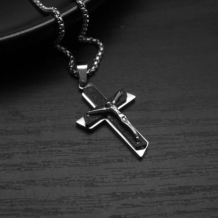 Christianartworkshop Collier ornemental crucifix : symbole spirituel et élégance artisanale - image 9