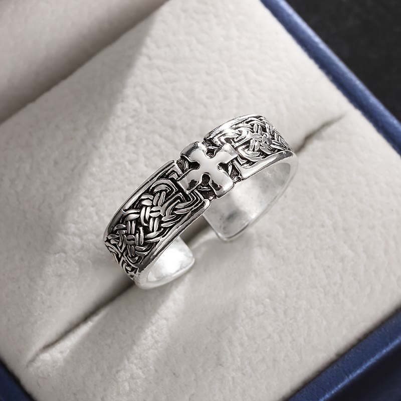 Bague Croix Celtique Christianartworkshop : Foi Intemporelle et Dévotion Intime - image 4