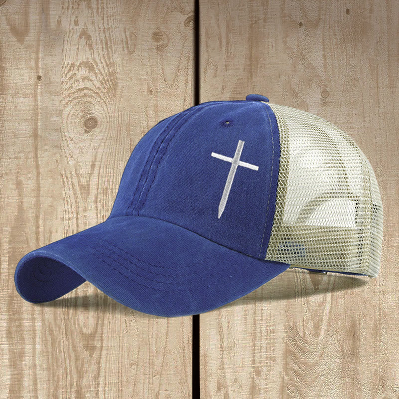 Christianartworkshop Casquette trucker brodée d'une croix : Style empreint de foi et message spirituel - Bleu foncé - image 1