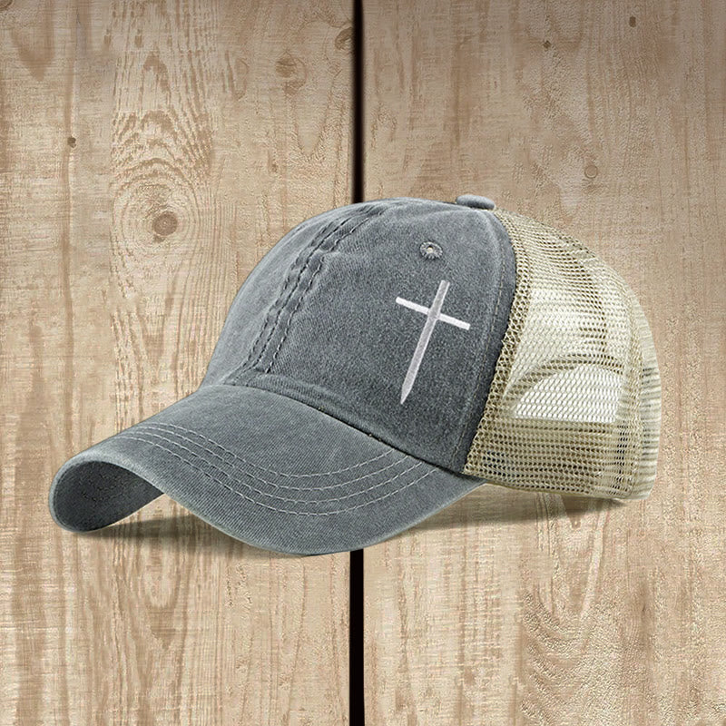 Christianartworkshop Casquette trucker brodée d'une croix : Style empreint de foi et message spirituel - Gris - image 2