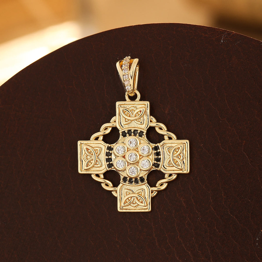 Christianartworkshop Série de croix en cuivre aux motifs variés : des options de style diversifiées pour porter un symbole de foi - Nœud croisé - Doré - image 5