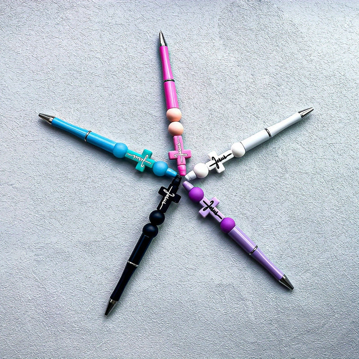 Christianartworkshop Stylo Croix de Jésus : Un instrument d'écriture inspiré par la foi et empreint de charme symbolique - image 2