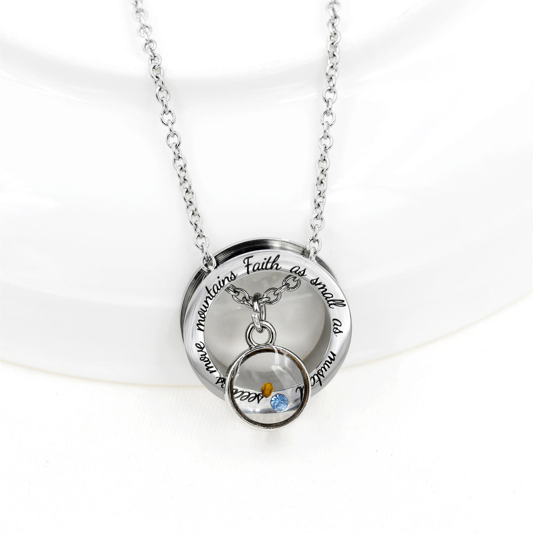 Collier « Foi comme graine de moutarde » de Christianartworkshop : Breloques variées et symbole sacré à porter au quotidien - image 9