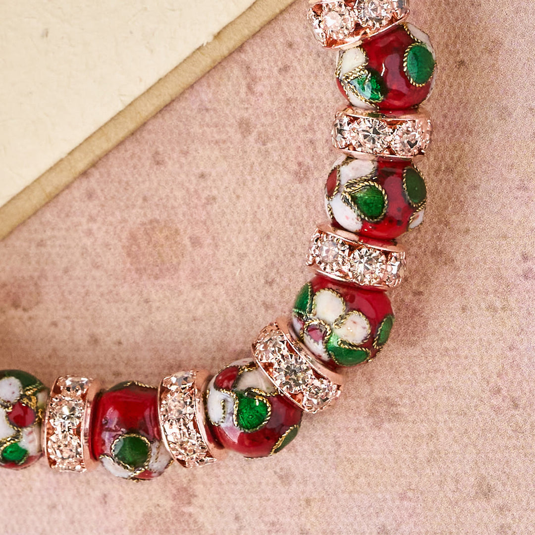 Christianartworkshop Bracelet artisanal en perles rouges émaillées avec pendentif croix en forme de cœur - image 7