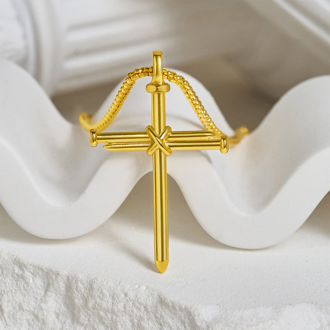 Christianartworkshop Collier pendentif croix à clous tricolores : un doux rappel de foi au quotidien - Doré - image 0