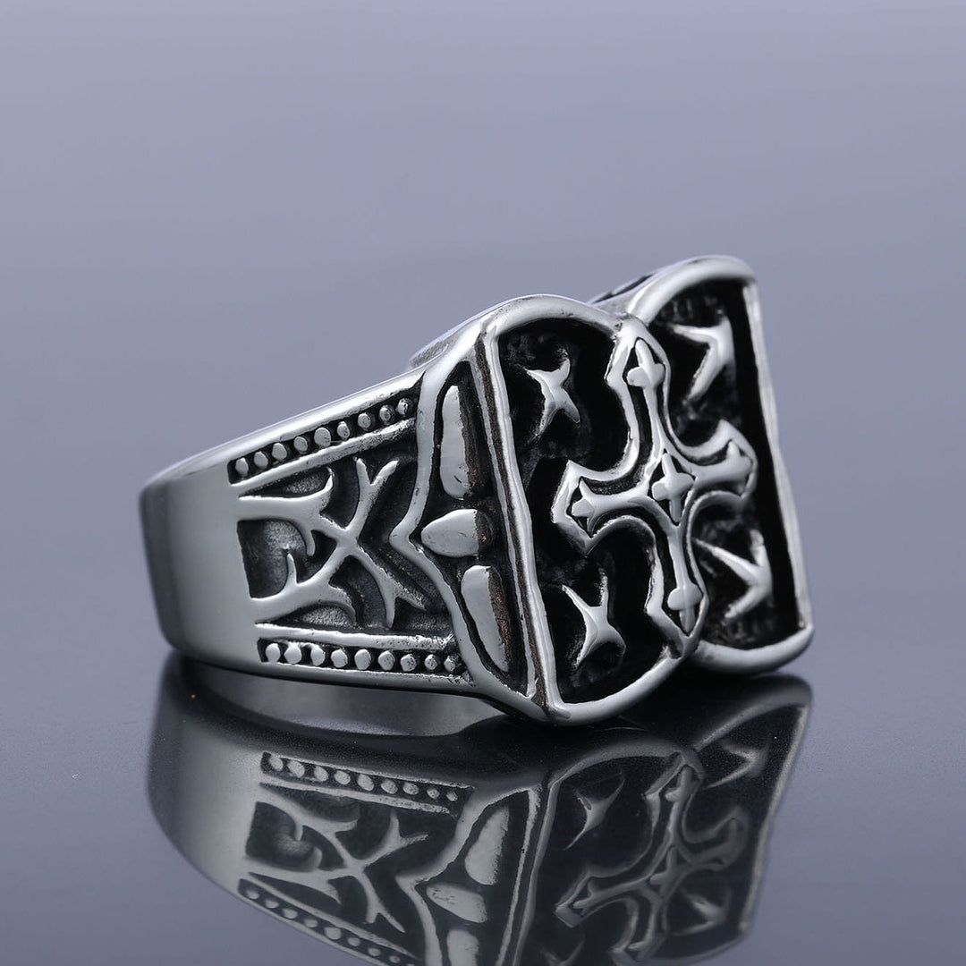 Bague Christianartworkshop au design croix robuste : un accessoire empreint de foi pour un look décontracté - image 2