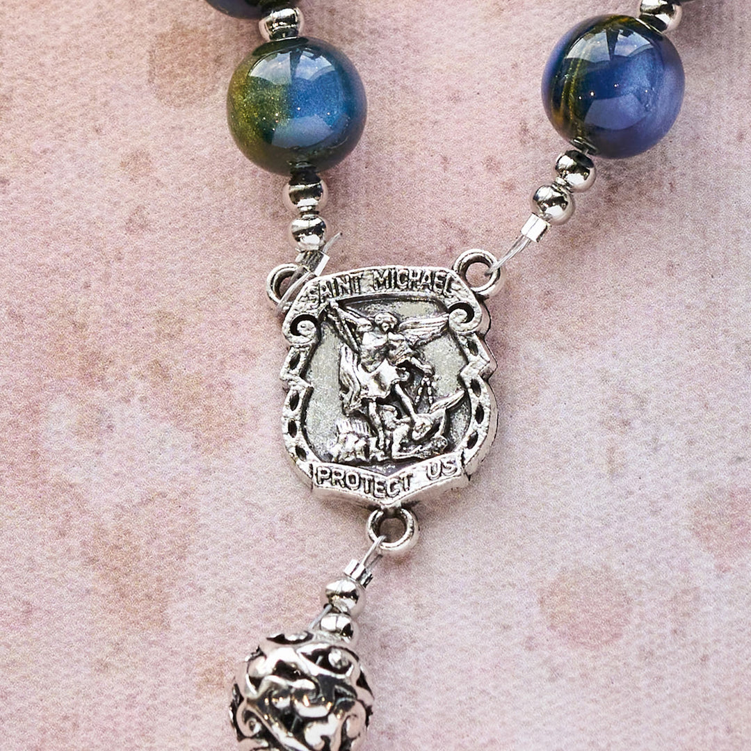 Christianartworkshop Chapelet orné de perles avec saint Michel et croix : une assurance paisible pour la prière - image 7