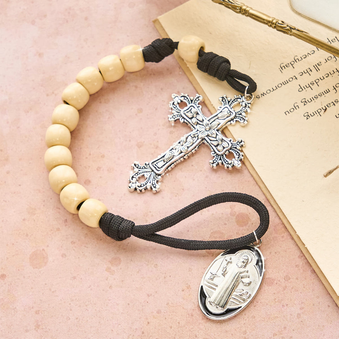 Christianartworkshop Chapelet de poche en perles de bois sous la protection de saint Benoît - image 2