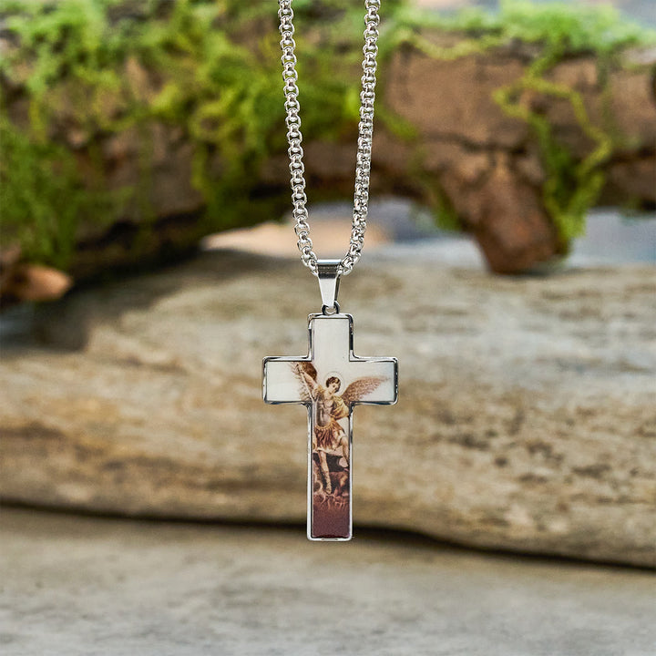 Christianartworkshop Collier croix à vitrail : une foi artistique près du cœur - Saint Michel - image 0