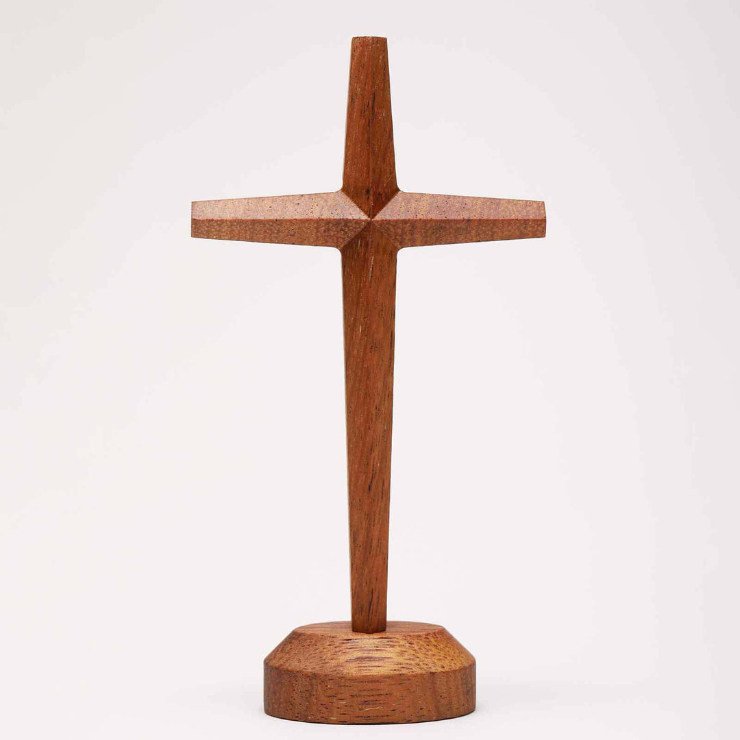 Christianartworkshop Croix rustique-moderne en merbau sur support — Un symbole discret de bénédiction - Moyen - image 4