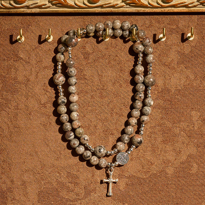 Christianartworkshop Bracelet chapelet en pierre flamme phosphorescente de 6 mm : texture cendrée et dévotion illuminée - image 10