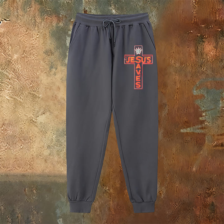 Atelier d'art chrétien - Croix et pantalon de survêtement « Jésus sauve » : un vêtement du quotidien lié à sa promesse - image 18