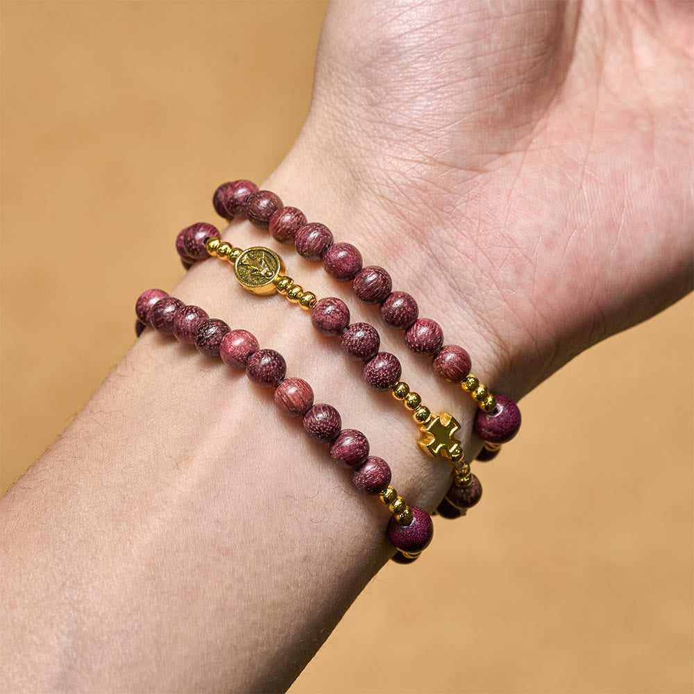Christianartworkshop Bracelet chapelet multicouche en bois de périlla avec perles aux tons naturels et une image de Notre-Dame. - image 1