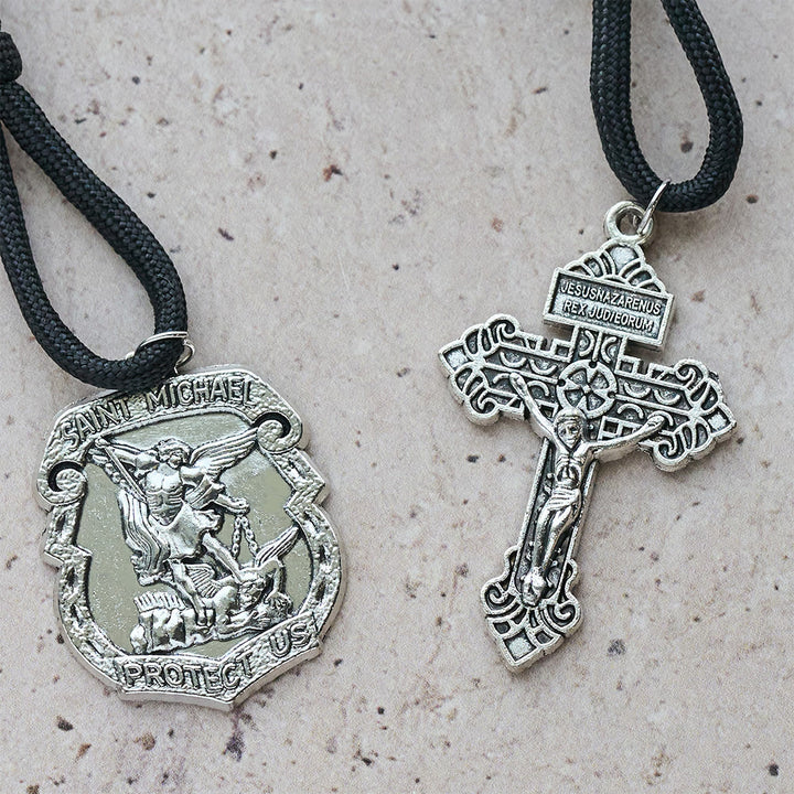 Christianartworkshop Pendentif de voiture double usage et chapelet de poche avec bouclier protecteur de saint Michel et saint Benoît et grâce repoussant le mal - image 12
